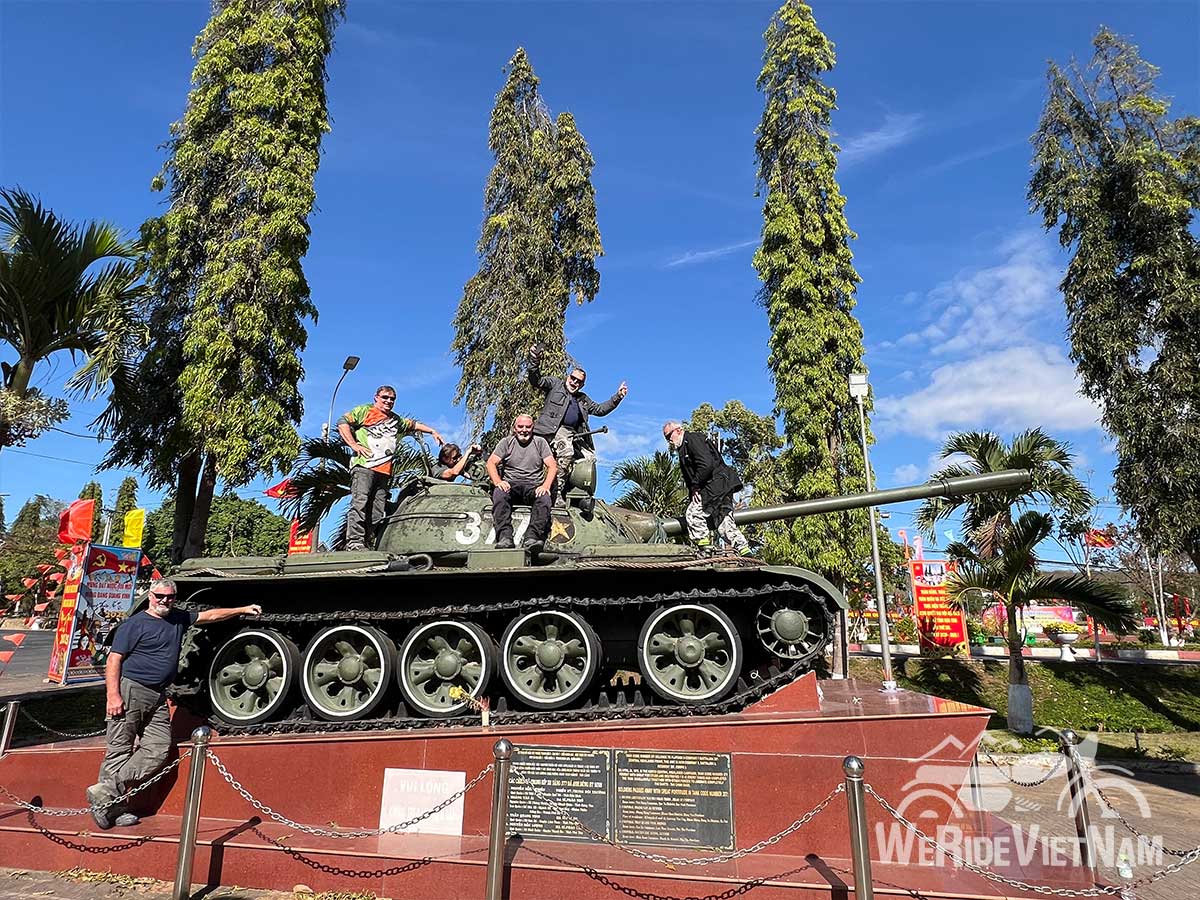 Ho Chi MInh Trail Motorbike