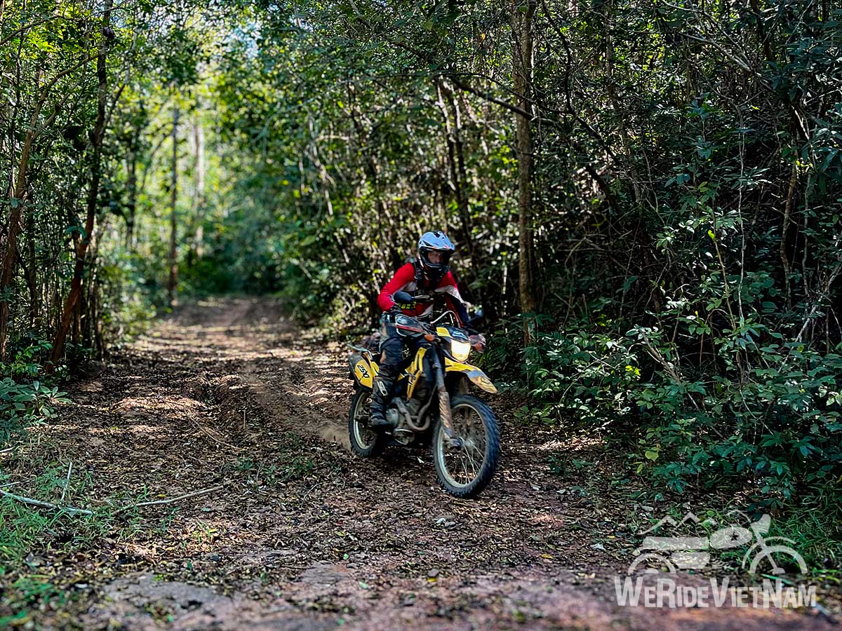 Ho Chi Minh Trail Laos Motorbike