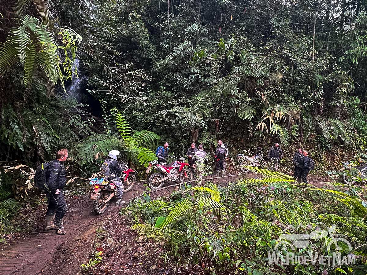 Northwest-Dien-Bien-Phu-Motorbike-1