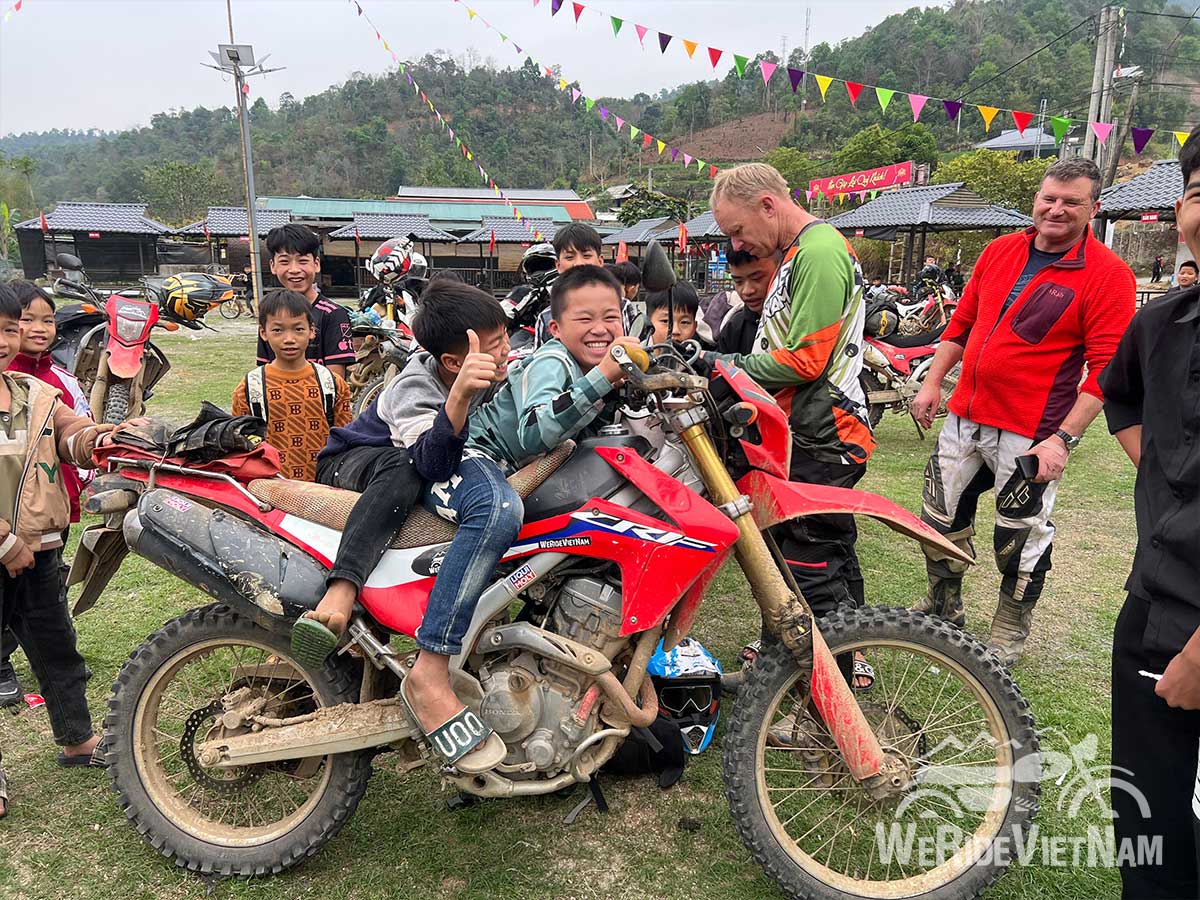 Northwest Dien Bien Phu Motorbike Tour